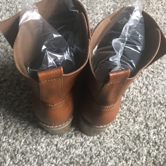 Mossimo Supply Co. Cognac Ankle Moto Boots - Picture 5 of 12